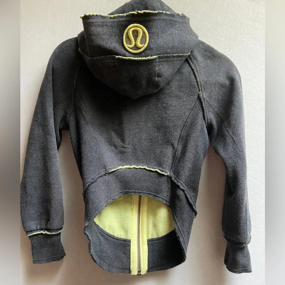 Lululemon Scuba Raw Edge Round Hem Hoodie Jacket Zip Sz 2